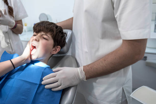 Best Emergency Dentist for Knocked-Out Tooth in Elton, LA